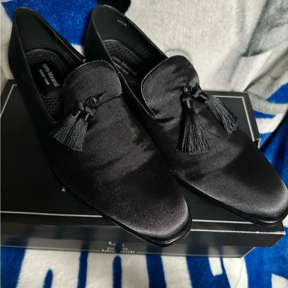 Carlo Morandi Tassled Satin Smoking Shoe - Picture 1 of 6